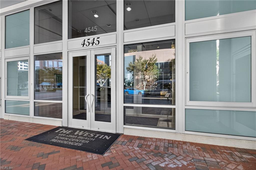 4545 Commerce St Property Photo 3