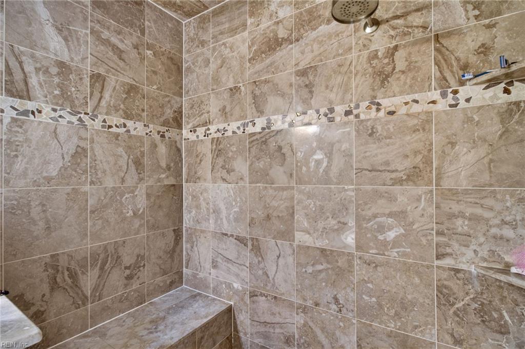 4545 Commerce St Property Photo 22