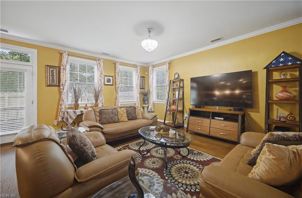4265 Kenton Ln Property Photo 8