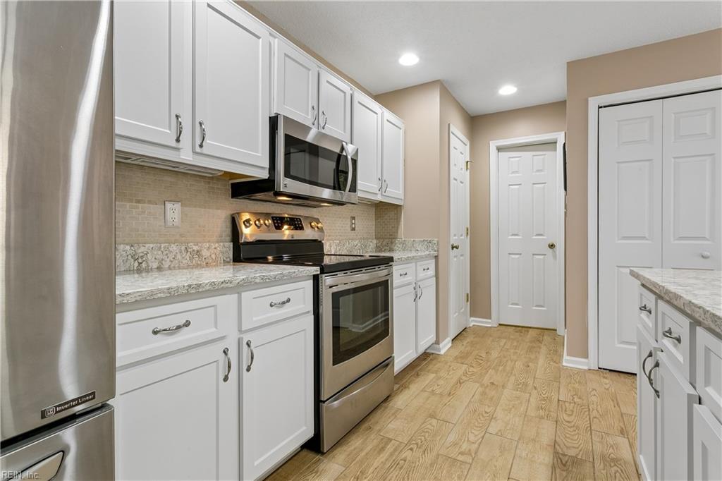 1801 Westgate Cir Property Photo 20