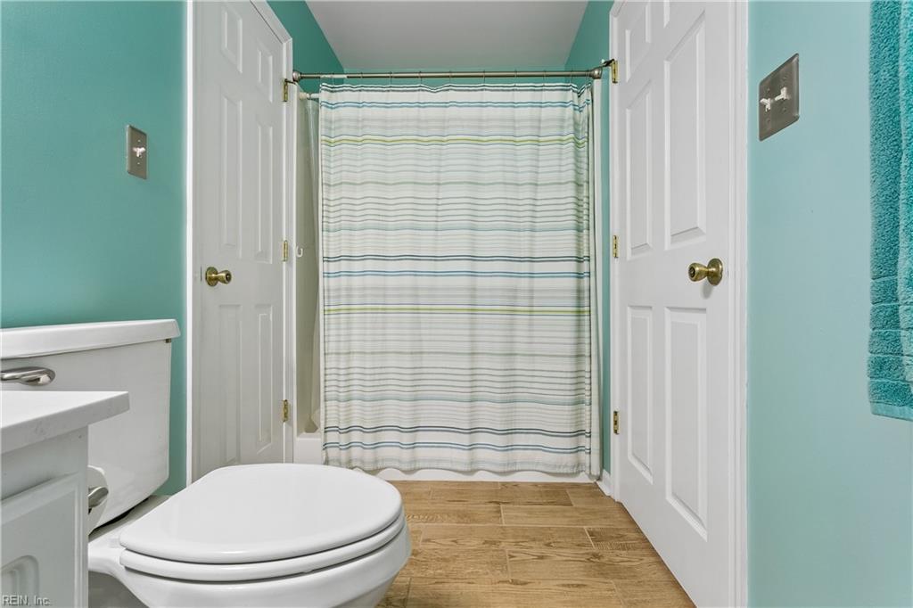 1801 Westgate Cir Property Photo 23
