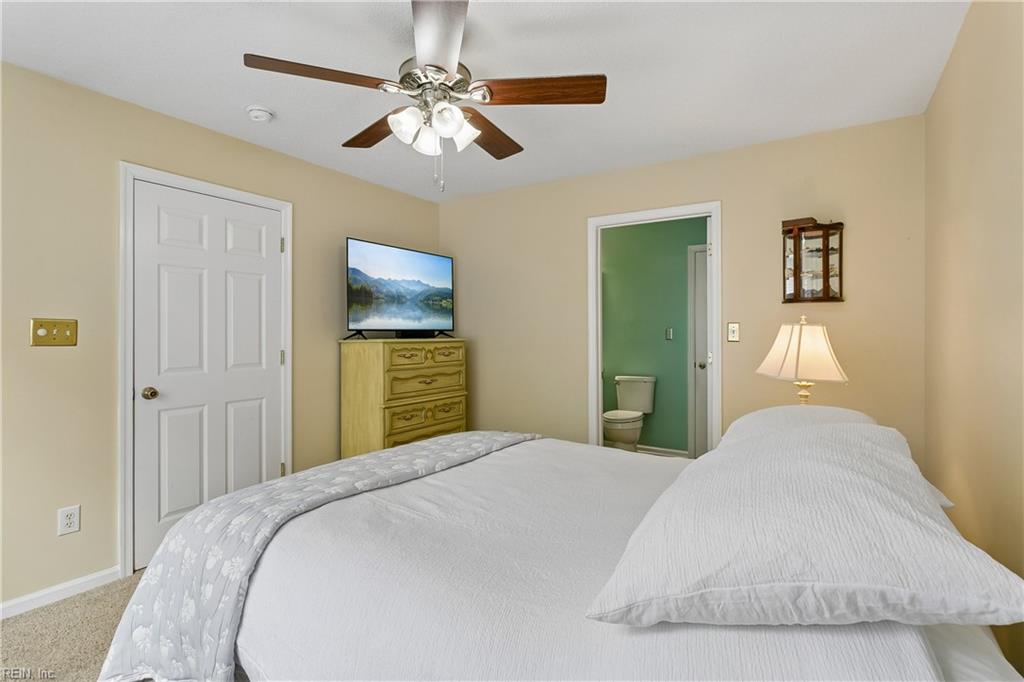 1801 Westgate Cir Property Photo 25