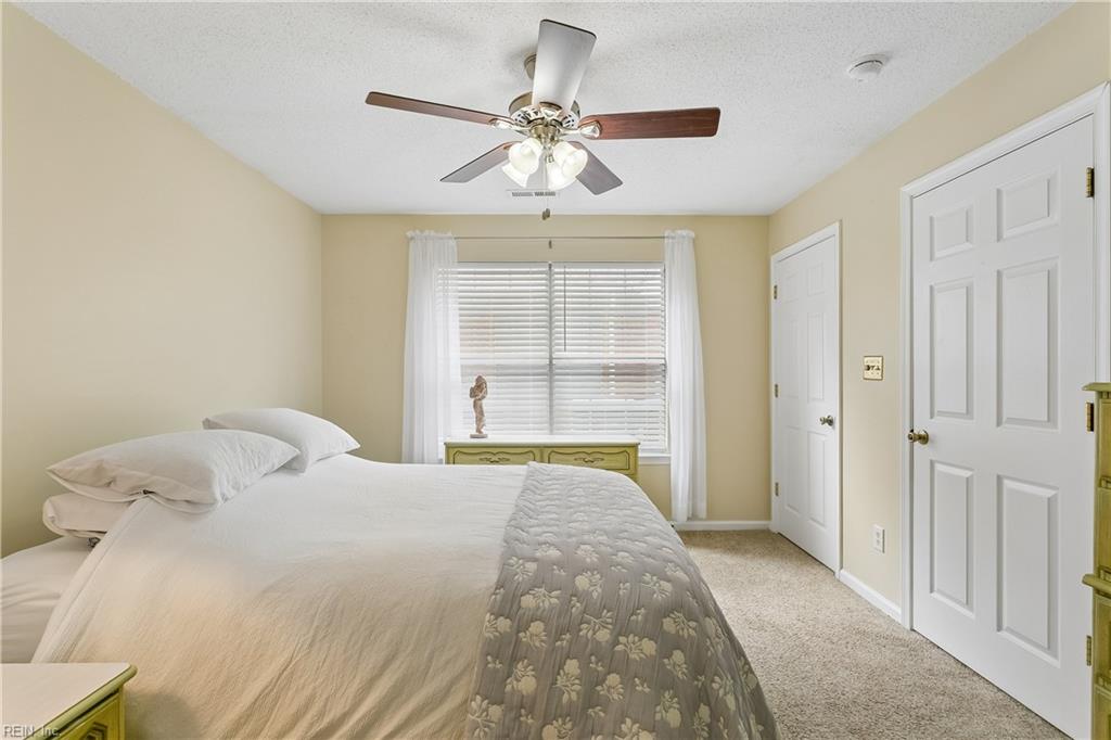 1801 Westgate Cir Property Photo 26