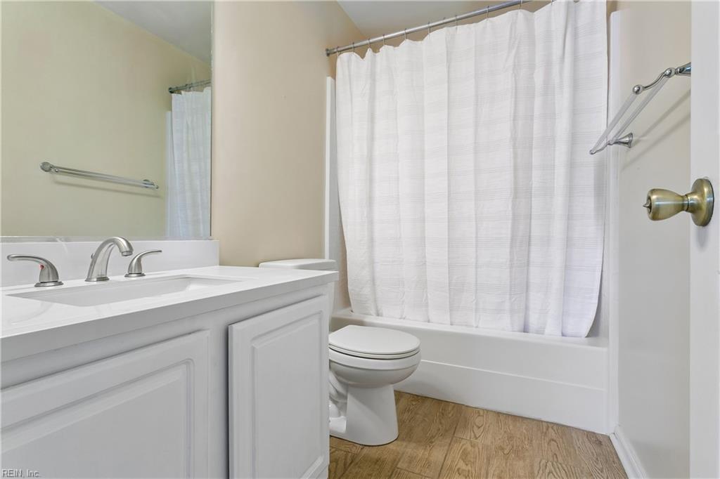 1801 Westgate Cir Property Photo 33
