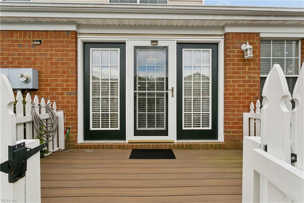 1801 Westgate Cir Property Photo 36