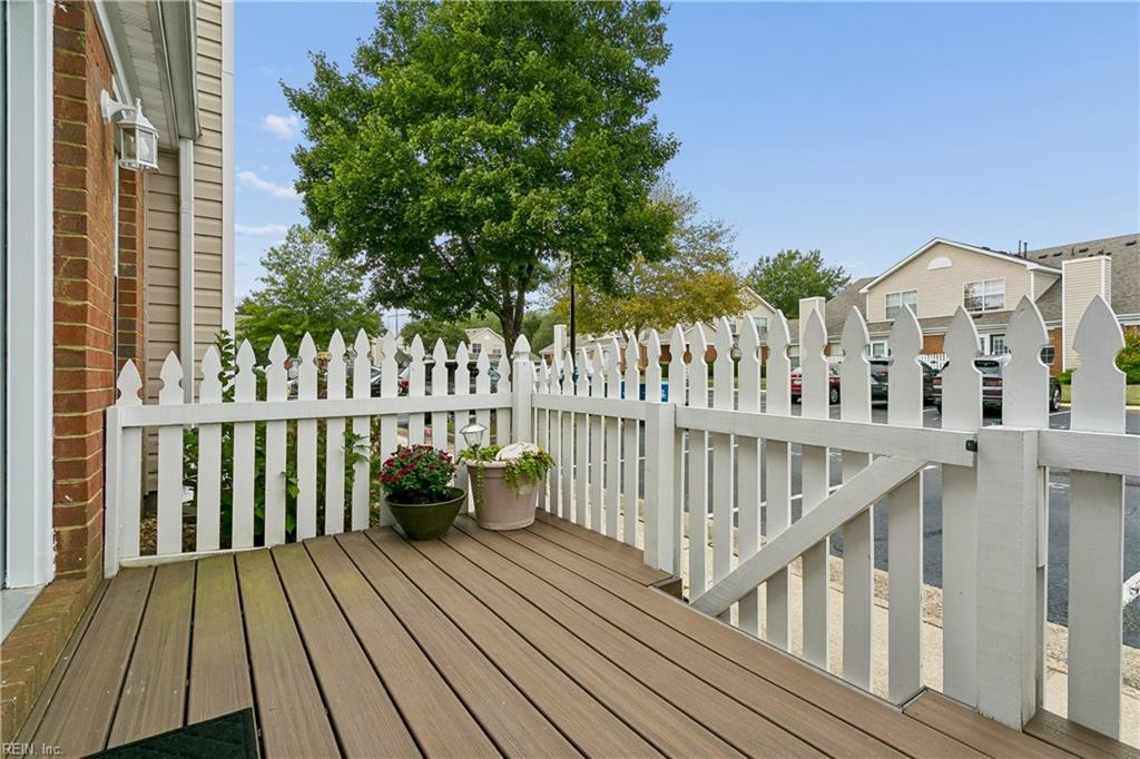 1801 Westgate Cir Property Photo 37