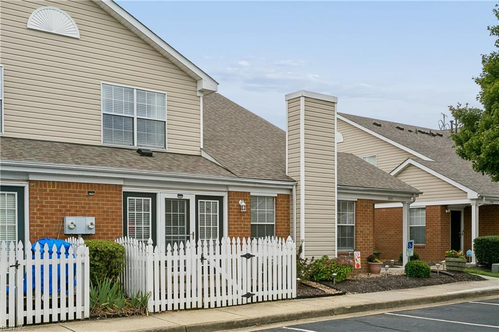 1801 Westgate Cir Property Photo 40