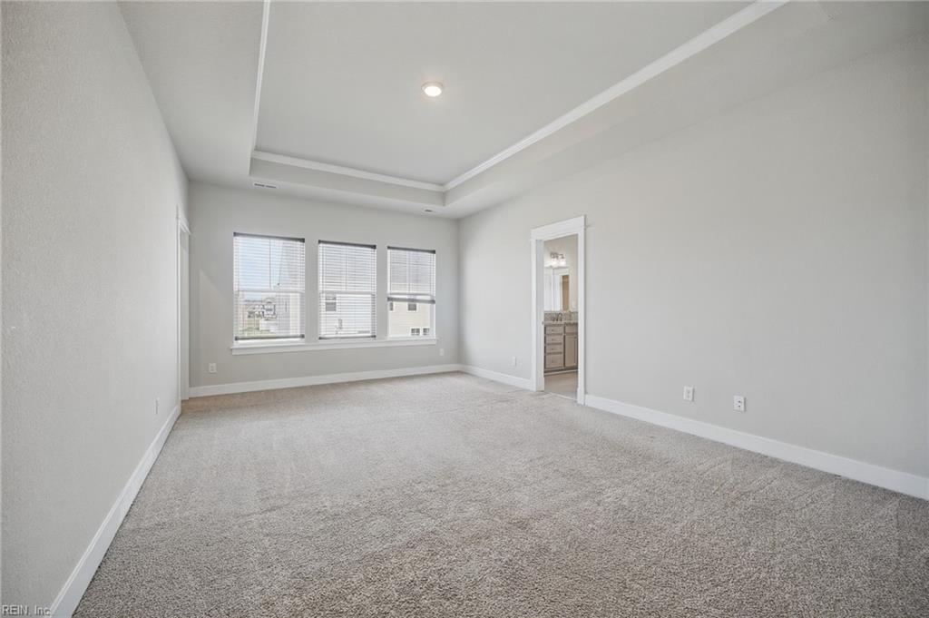 100 Chalmers Dr Property Photo 20