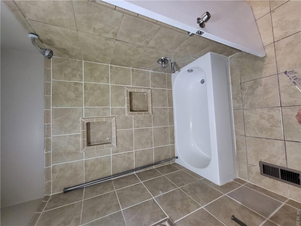 2433 Pleasure House Rd Property Photo 10