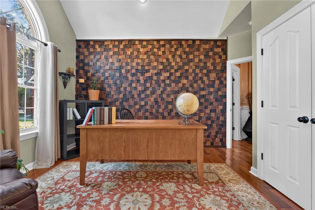 1204 Lingale Ct Property Photo 6