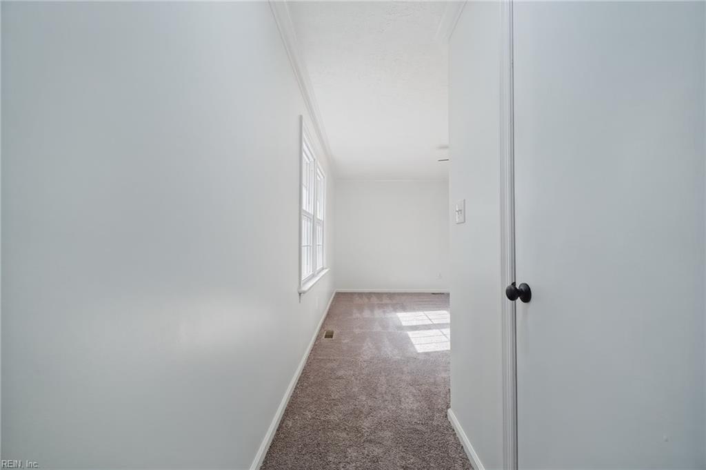 1057 Clipper Dr Property Photo 18