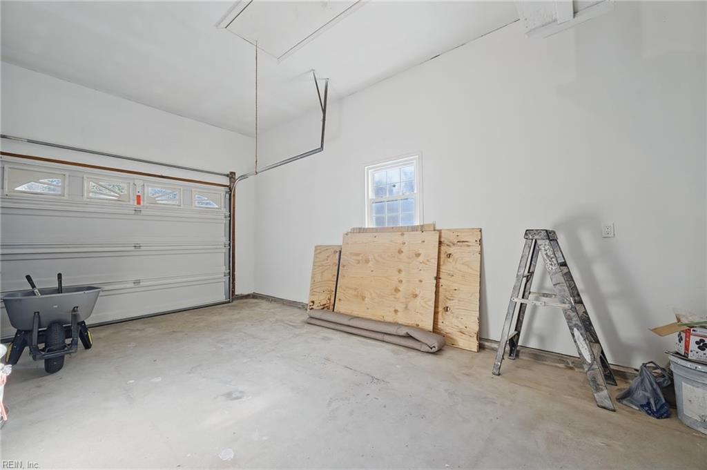 1057 Clipper Dr Property Photo 28