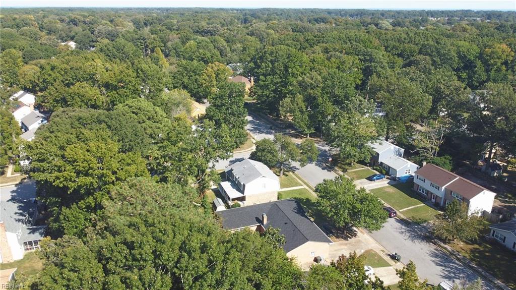 1057 Clipper Dr Property Photo 32