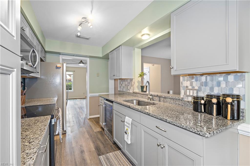 3964 Roebling Ln Property Photo 11