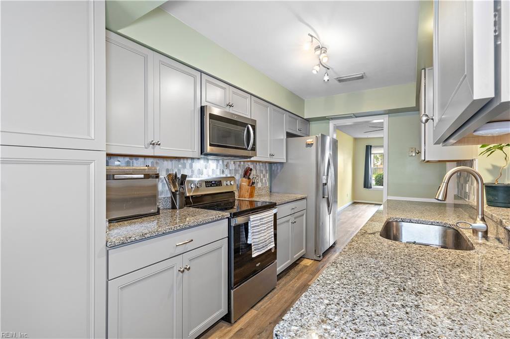 3964 Roebling Ln Property Photo 12