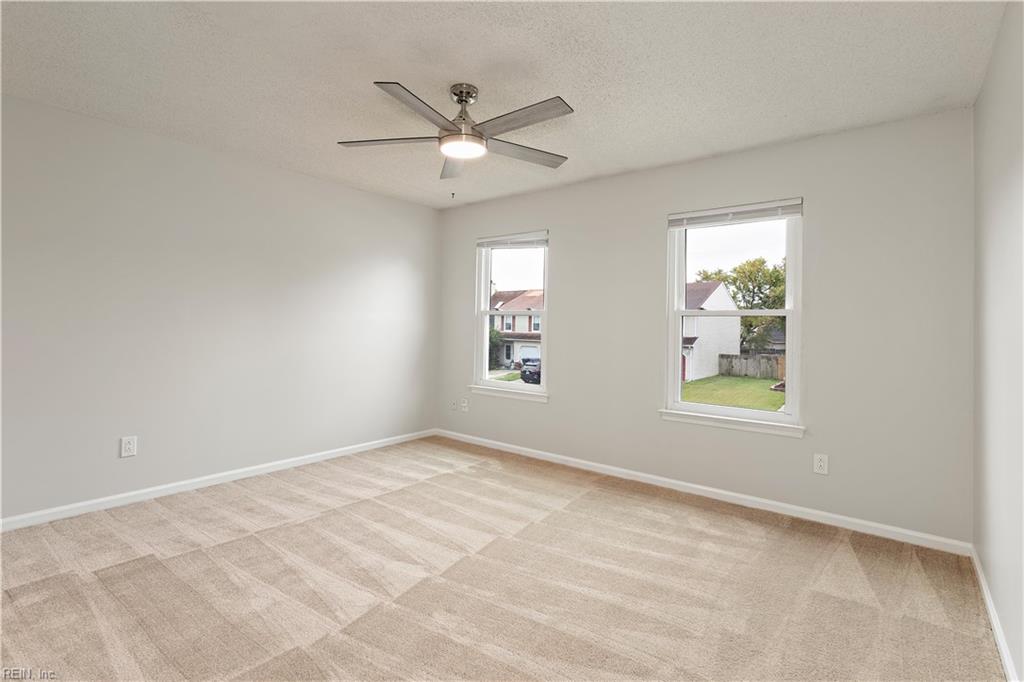 3964 Roebling Ln Property Photo 16