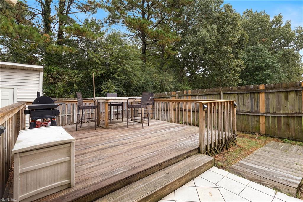 3964 Roebling Ln Property Photo 28