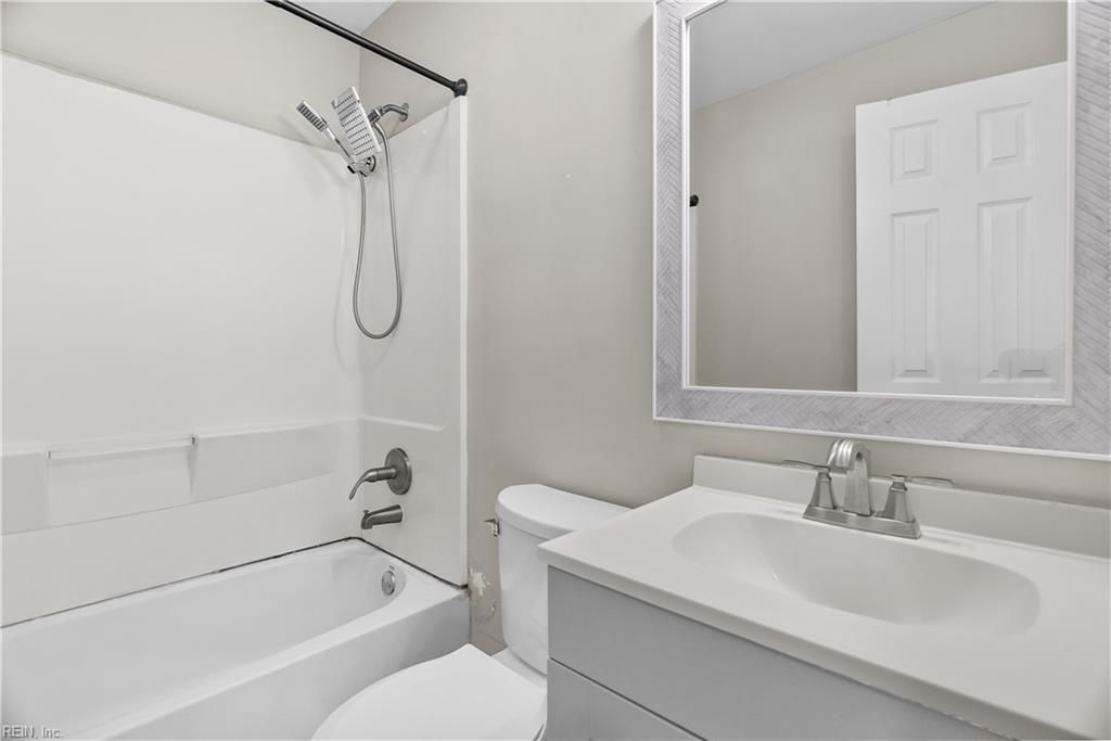 4809 Vick St Property Photo 19