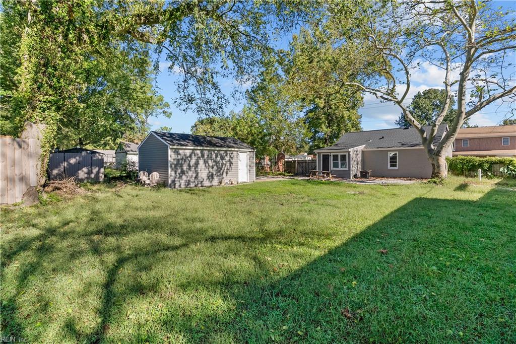 4809 Vick St Property Photo 23