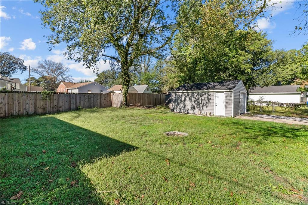4809 Vick St Property Photo 24