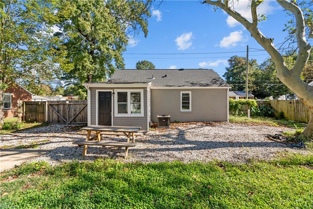 4809 Vick St Property Photo 26