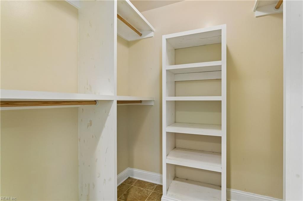 317 Browns Ln Property Photo 25