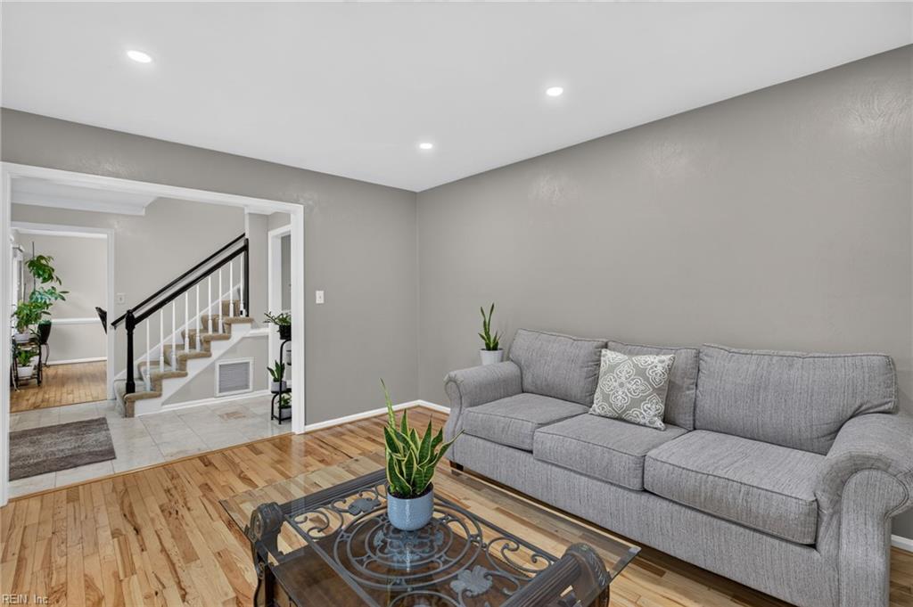 4501 Revere Dr Property Photo 8
