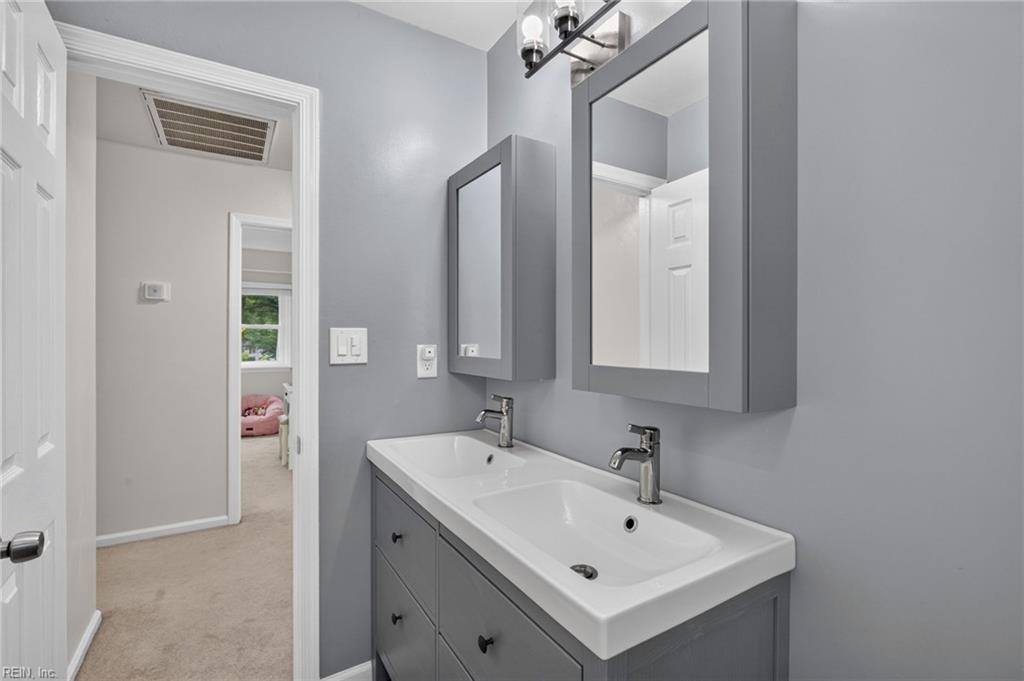 4501 Revere Dr Property Photo 37