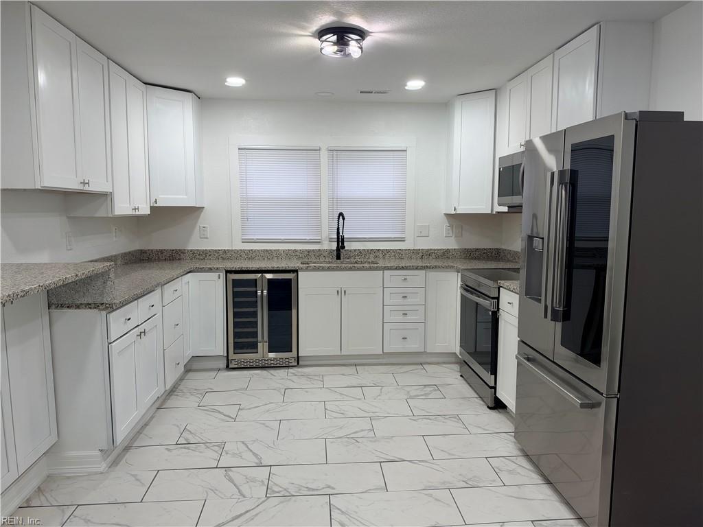 3208 Silina Dr Property Photo 10