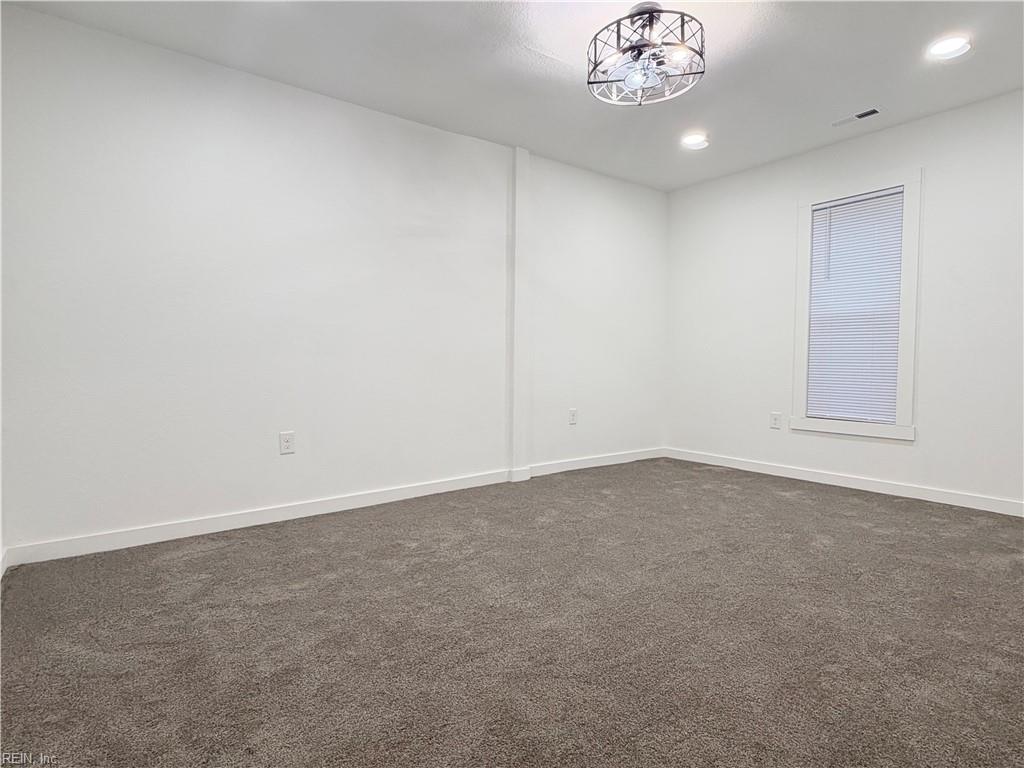 3208 Silina Dr Property Photo 24