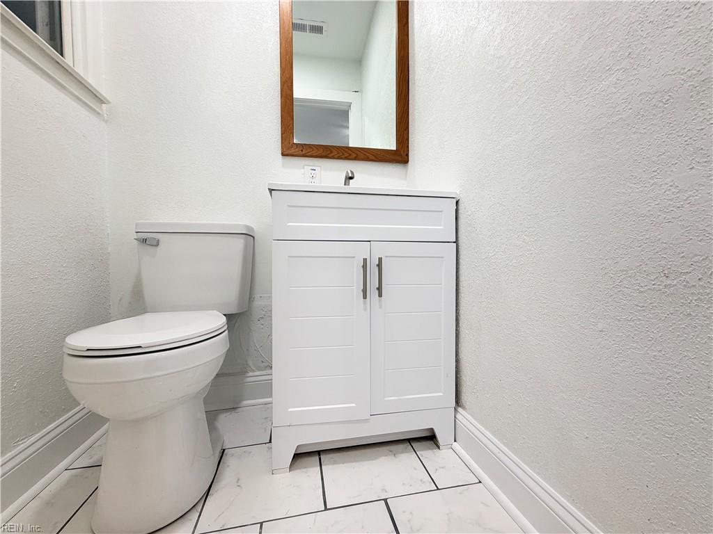 3208 Silina Dr Property Photo 32