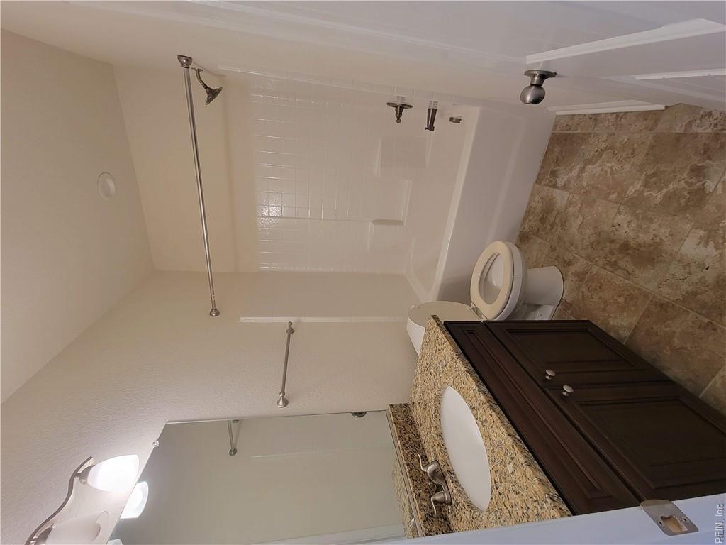 6387 Dove St Property Photo 5