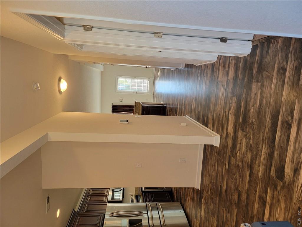 6387 Dove St Property Photo 6