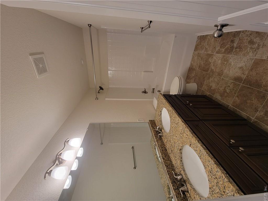 6387 Dove St Property Photo 19