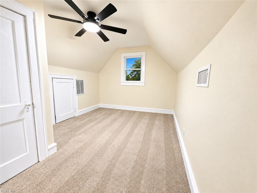 110 Hull St Property Photo 31