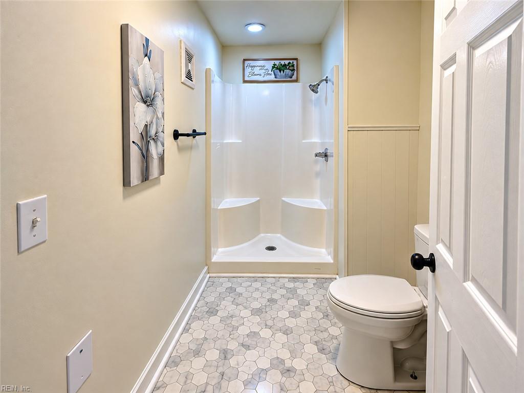 110 Hull St Property Photo 42