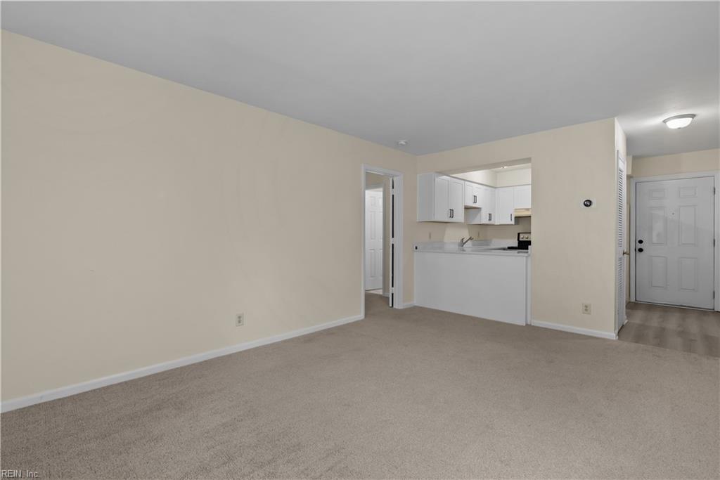 454 Florida Ave Property Photo 12