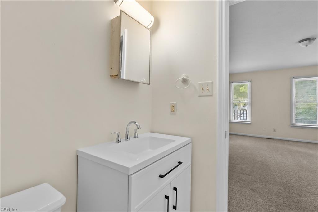 454 Florida Ave Property Photo 19