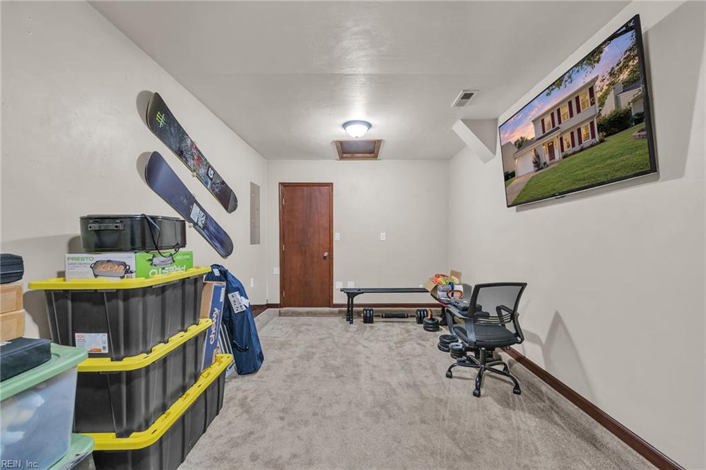 1449 Eddystone Dr Property Photo 30