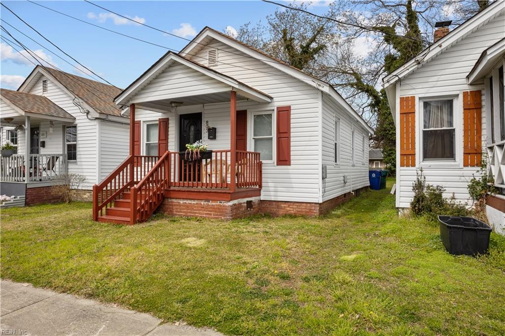 853 21st St Property Photo 2
