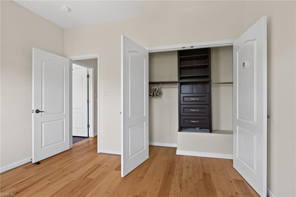 4928 Almandine Ave Property Photo 29