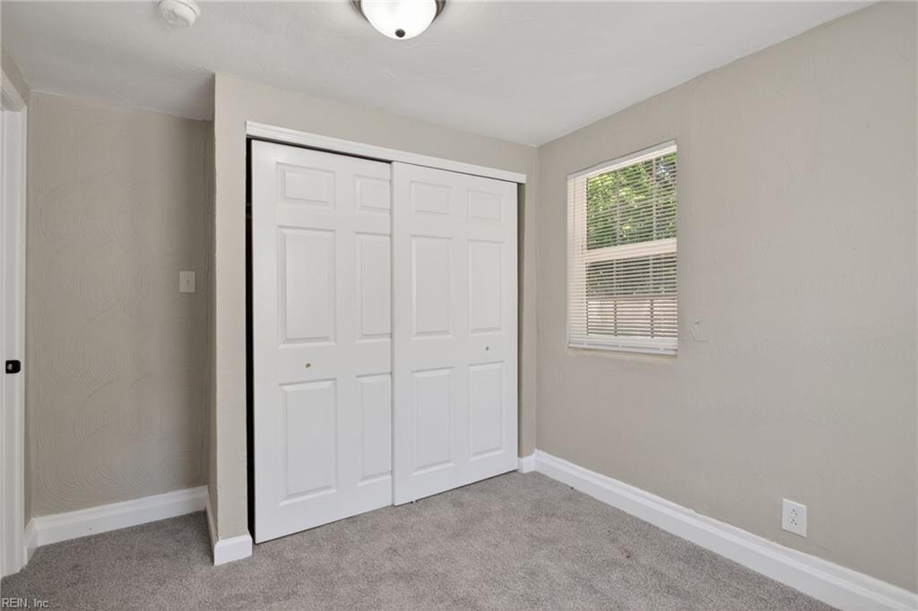 4506 John St Property Photo 19