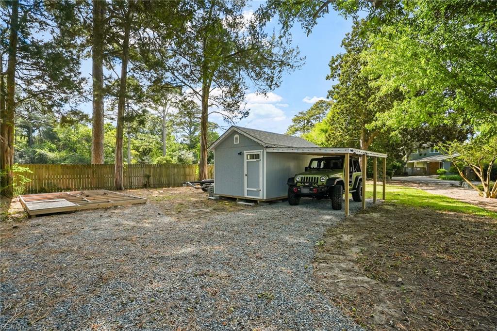 2031 Ridge End Rd Property Photo 10