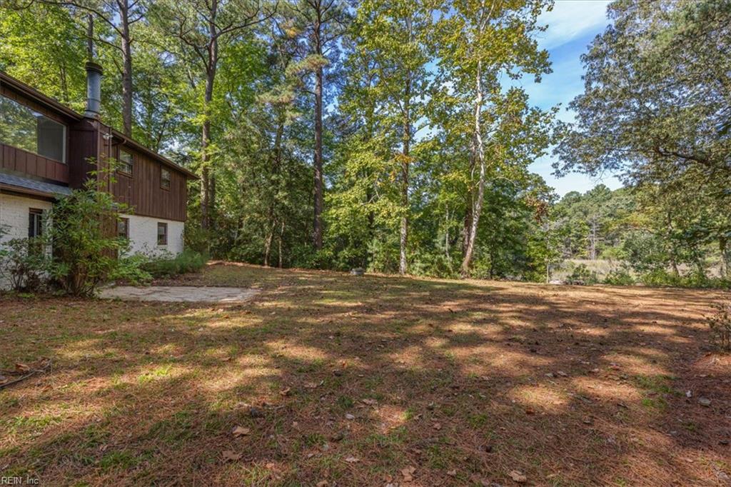15341 Laurelwood Dr Property Photo 22