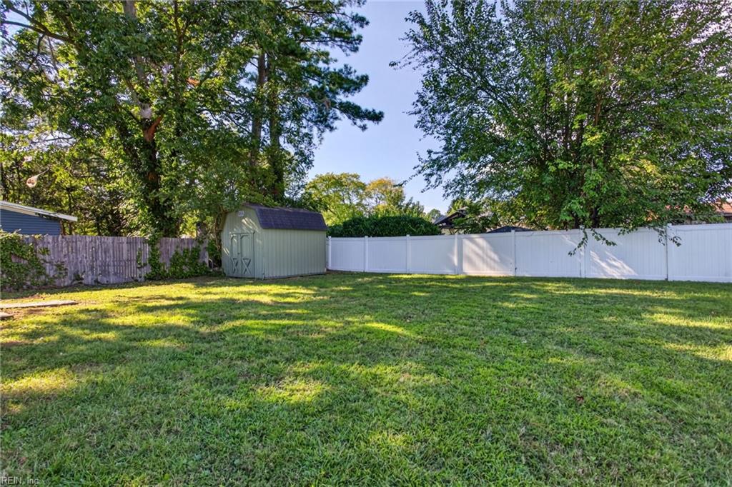 117 Jenness Ln Property Photo 17