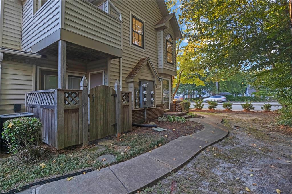 713 Rapidan River Ct Property Photo 22