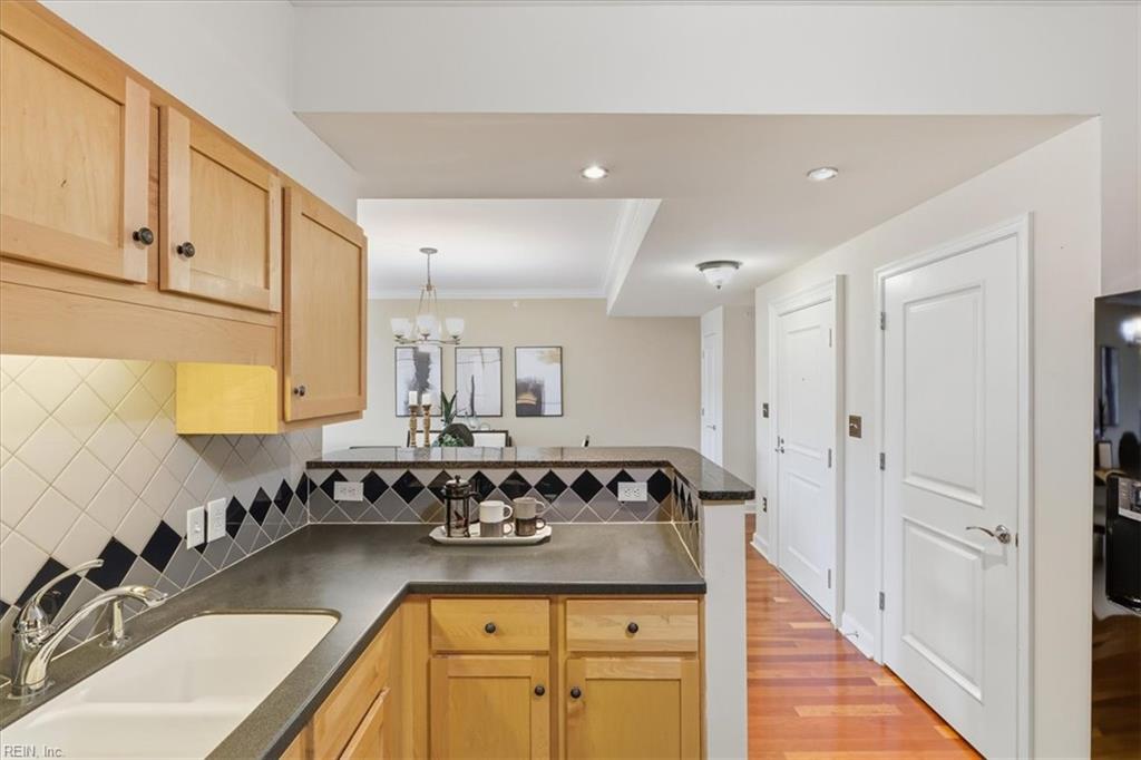 4250 Granby St Property Photo 16