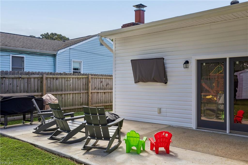 703 Sedgefield Dr Property Photo 29