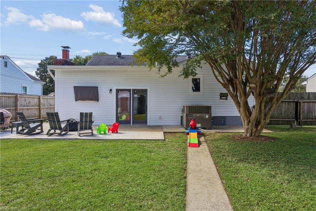 703 Sedgefield Dr Property Photo 38