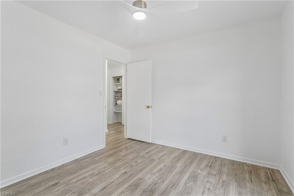 682 Village Green Pw Property Photo 29
